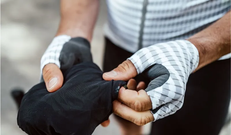 Q36.5 Dottore CLIMA Summer Gloves : WHITE-7